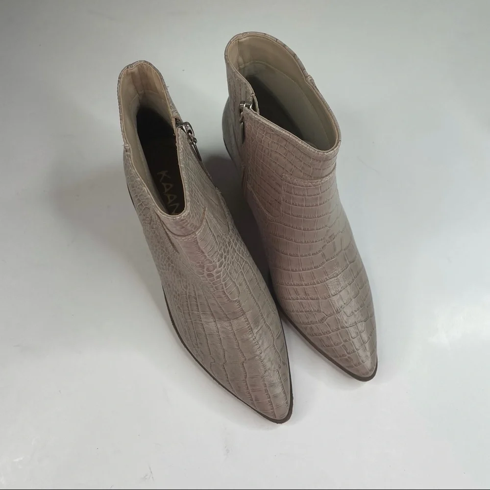 Kaanas Amarone Croc-Embossed Texan Booties‎ Size 6